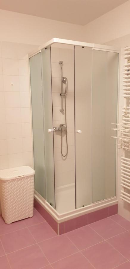 Apartma Orange Apartment Копер Екстериор снимка